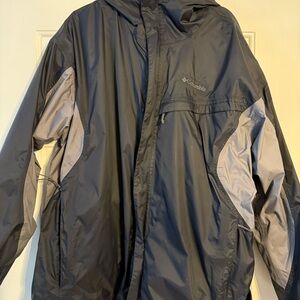 Columbia Men's Dark Gray Raincoat